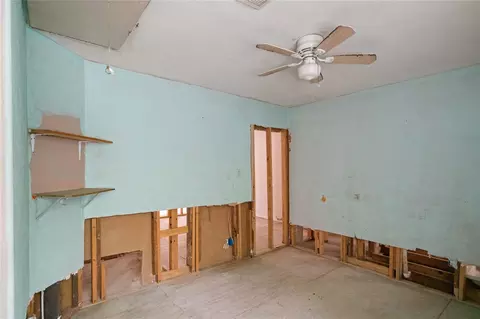 Bedroom - 1925 Sunny Dr, Houston, TX 77093 photo 1 of 5