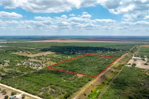 1315 Antonia Ave, Sinton, TX 78387