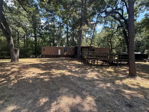 1059 Cardinal Ln, Trinity, TX 75862