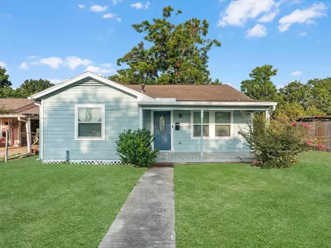 114 Weldon St, South Houston, TX 77587