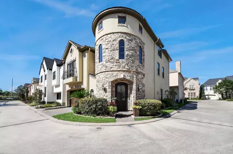 6302 Hermann Lake Dr, Houston, TX 77021