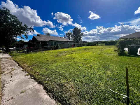 2619 Stevens St, Houston, TX 77026