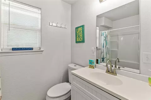 Bath - 1206 Surf Dr, Surfside Beach, TX 77541 photo 1 of 2