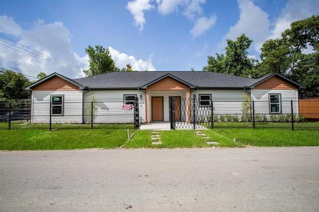 6004 England St #A AND B, Houston, TX 77021