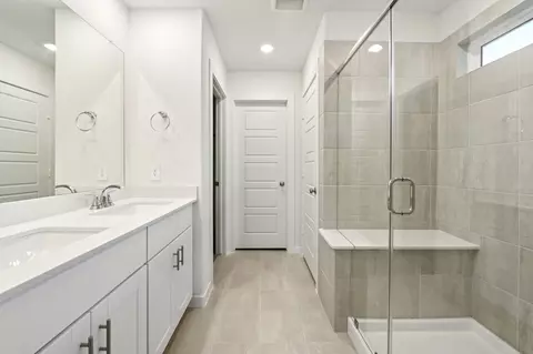 Bath - 14262 Granger Pointe Ln, Conroe, TX 77302 photo 1 of 3