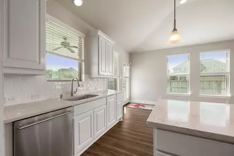 Kitchen - 7502 Windsor Park Ct, Spring, TX 77379 photo 5 of 5