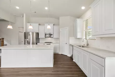 Kitchen - 7502 Windsor Park Ct, Spring, TX 77379 photo 2 of 5