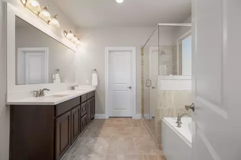Bath - 7502 Windsor Park Ct, Spring, TX 77379 photo 1 of 6