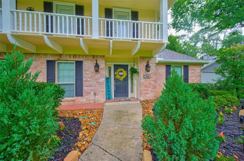 Exterior - 746 Stone Mountain Dr, Conroe, TX 77302 photo 4 of 11
