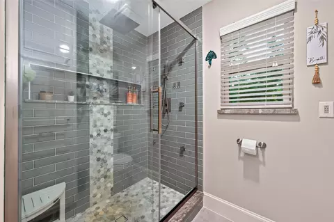 Bath - 746 Stone Mountain Dr, Conroe, TX 77302 photo 7 of 7