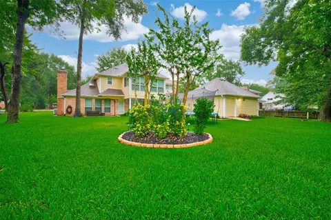 Exterior - 746 Stone Mountain Dr, Conroe, TX 77302 photo 10 of 11