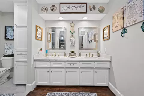 Bath - 746 Stone Mountain Dr, Conroe, TX 77302 photo 6 of 7