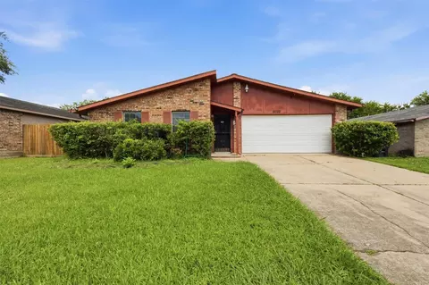 15722 Corsair Rd, Houston, TX 77053