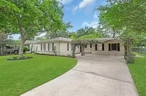 1441 Murray Bay St, Houston, TX 77080