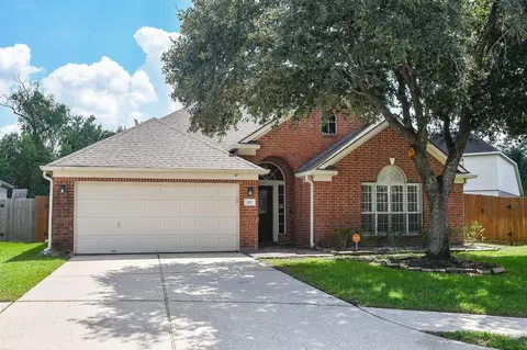 707 New Pines Dr, Spring, TX 77373