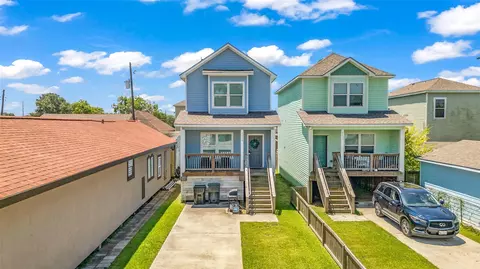 5419 Avenue N 12, Galveston, TX 77551
