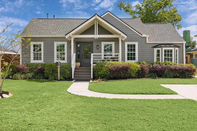 729 Sue Barnett Dr, Houston, TX 77018