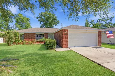 Exterior - 16269 Sun View Ln, Conroe, TX 77302 photo 2 of 7