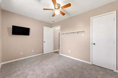 Bedroom - 16269 Sun View Ln, Conroe, TX 77302 photo 2 of 4
