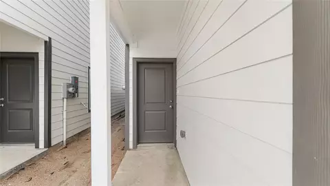 Entry Way - 14970 Eagle Feather Dr, Houston, TX 77090 photo 1 of 3