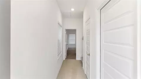Entry Way - 14970 Eagle Feather Dr, Houston, TX 77090 photo 2 of 3