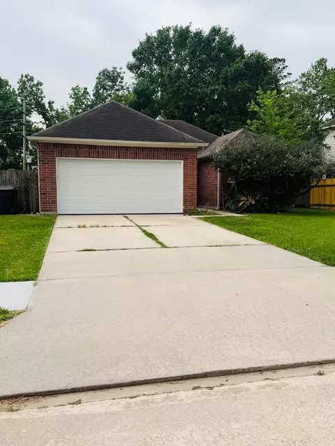 Exterior - 22115 Jay Dr, Spring, TX 77373 photo 2 of 2