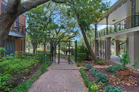 11550 Chimney Rock Rd #324, Houston, TX 77035