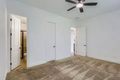 Bedroom - 6 Freestone Stream Pl, Spring, TX 77389 photo 7 of 11