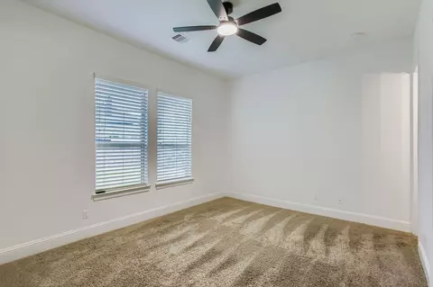 Bedroom - 6 Freestone Stream Pl, Spring, TX 77389 photo 10 of 11