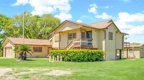 5216 County Road 469 # -4, Brazoria, TX 77422