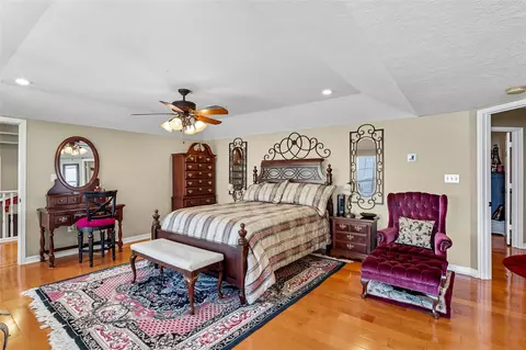 Bedroom - 200 Trott Ln, Point Blank, TX 77364 photo 3 of 5