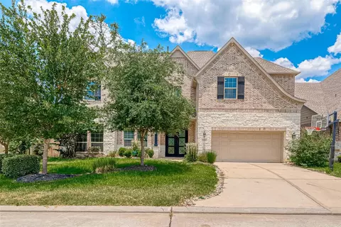 115 N Winter Sunrise Cir, Tomball, TX 77375