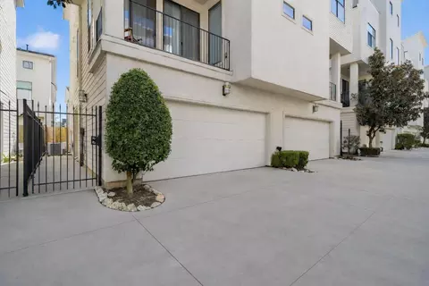 2529 Rusk St, Houston, TX 77003