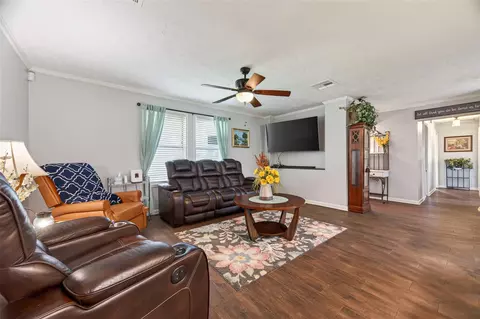 Living - 6210 Eagle Dr, Rosenberg, TX 77471 photo 2 of 3