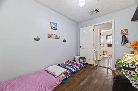 Bedroom - 6210 Eagle Dr, Rosenberg, TX 77471 photo 1 of 9