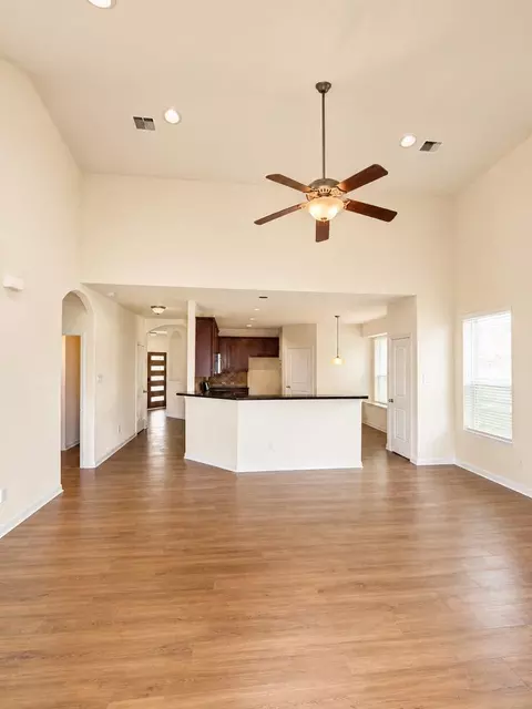 7827 Mesquite Manor Ln, Richmond, TX 77407