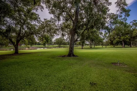 920 Mill Rd, Angleton, TX 77515 photo 9