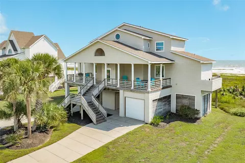 20911 W Sand Hill Dr, Galveston, TX 77554
