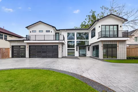 1432 Bingle Rd, Houston, TX 77055