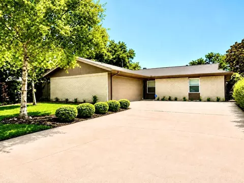 4521 Coronado St, Seabrook, TX 77586