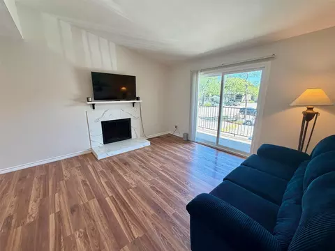 3300 Pebblebrook Dr #50, Seabrook, TX 77586