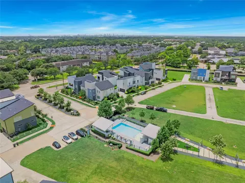 View/Area - 9847 Mocking Bird Hill Ln, Houston, TX 77080 photo 3 of 3