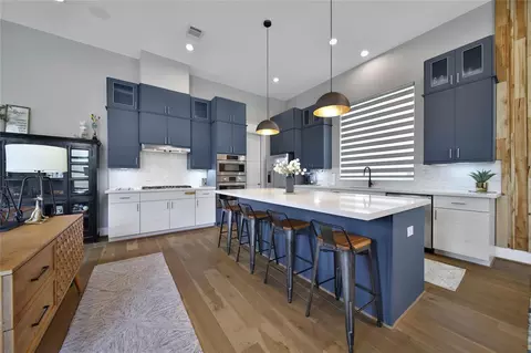 Kitchen - 9847 Mocking Bird Hill Ln, Houston, TX 77080 photo 6 of 9
