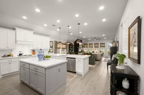 Kitchen - 13087 Soaring Forest Dr, Conroe, TX 77302 photo 3 of 4