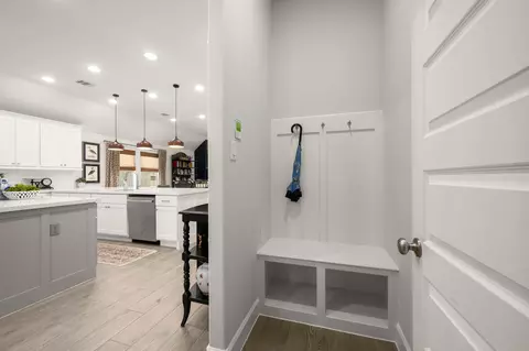 Entry Way - 13087 Soaring Forest Dr, Conroe, TX 77302 photo 3 of 6