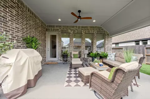 Exterior - 13087 Soaring Forest Dr, Conroe, TX 77302 photo 6 of 8
