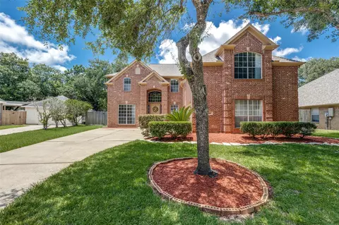 8106 Meadow Pond Dr, Missouri City, TX 77459