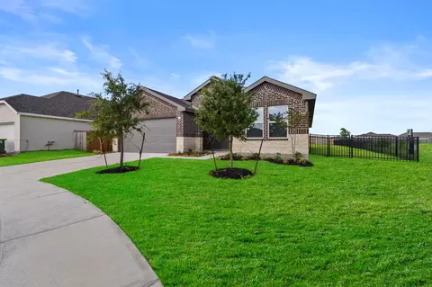 125 Knight Bayou Trl, Dayton, TX 77535