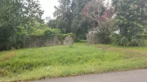 250 N Carolina St, Houston, TX 77029
