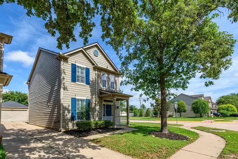 9631 Coyote Creek Dr, Houston, TX 77095
